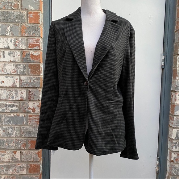 Jackets & Blazers - 41 Hawthorn black/gray woman’s blazer XL